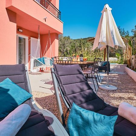 Meacres Sun Villa Miholascica Exterior photo