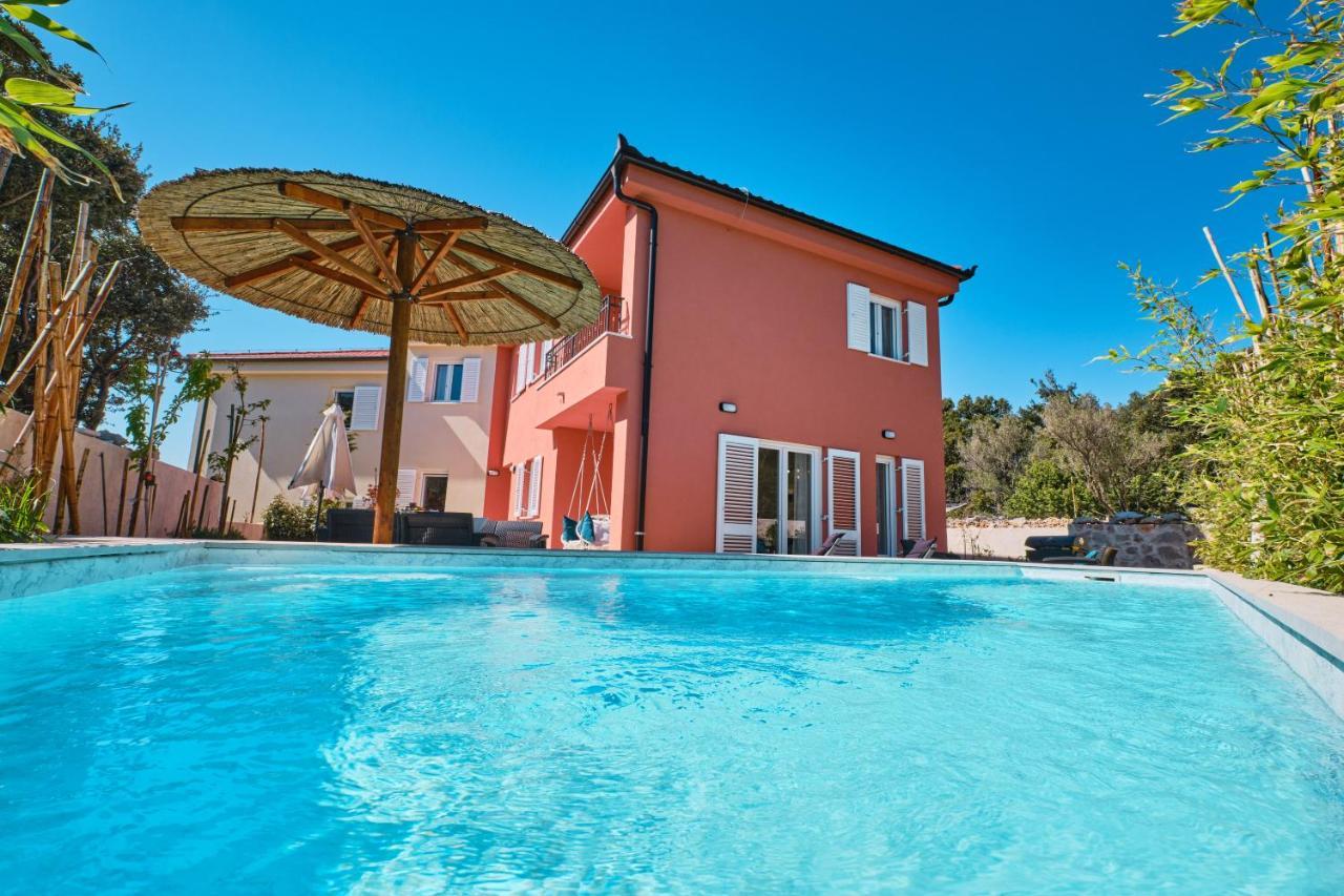 Meacres Sun Villa Miholascica Exterior photo